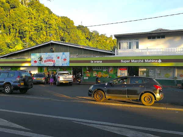 SUPERMARCHÉ MAHINA